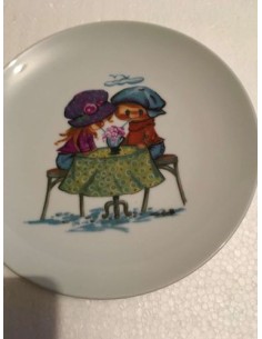 Assiette gourmande porcelaine motif poulbot parisien la boisson - Porcelaine en Vendée