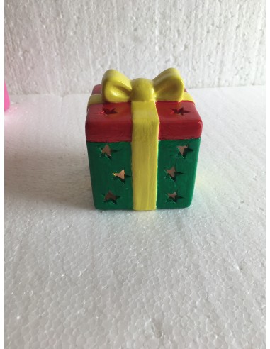 Le cadeau rouge et vert  illuminé