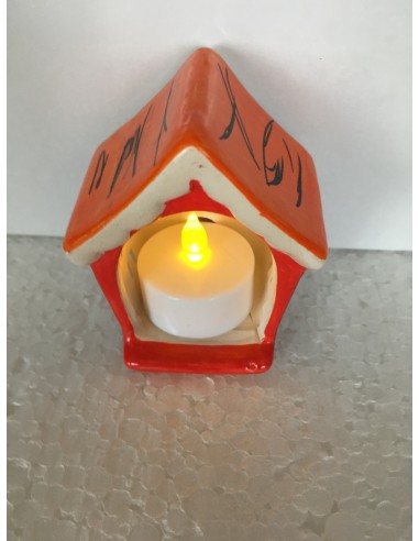 La maison de noël orange et marron