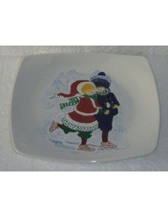 Grande assiette personnage de Noel  les patineurs- Porcelaine en Vendée